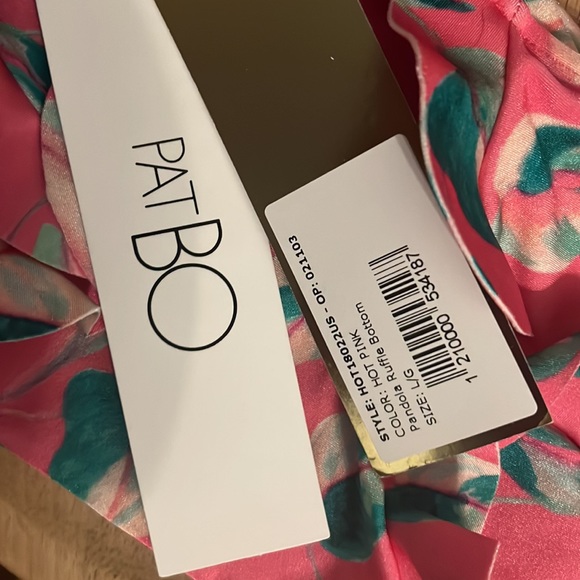 COPY - COPY - NWT ANTHROPOLOGIE PATBO BIKINI TOP AND RUFFLED HIGH-WAISTED BOTTO… - Picture 7 of 8